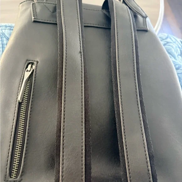 Matt & Nat Black Vegan Leather Backpack with Top Handle - Picture 2 of 8